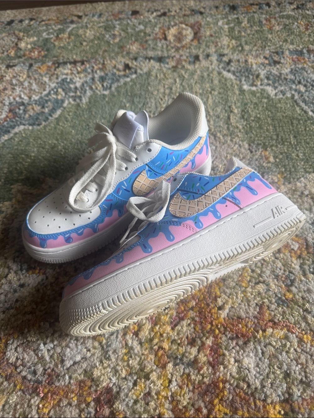NIKE BOYS MENS CUSTOM NIKE AF1 ICE CREAM MELTED DRIP HAND PAINTED SHOES…NICE!